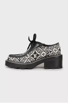 Oxfords Beaubourg