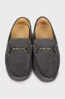 Men's moccasins with embossing