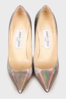 Patent leather shoes with metallic effect