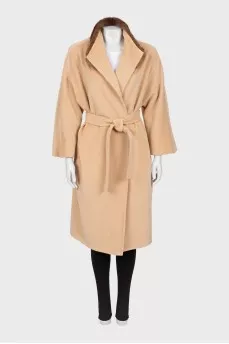 Beige short pile coat