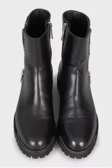 Decorated leather boots