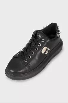 Leather sneakers with spikes