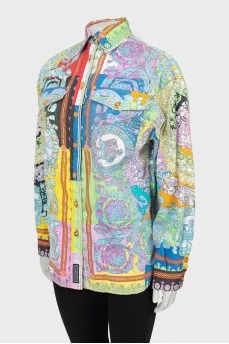 Shirt in a bright print with gold buttons