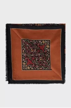 Combined color scarf with pattern