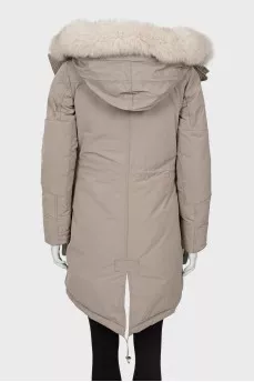 Fitted parka with fur