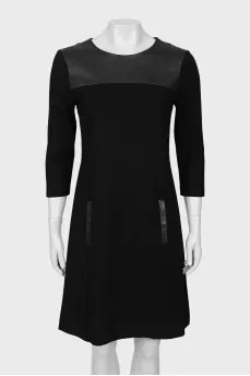 Black dress with pockets