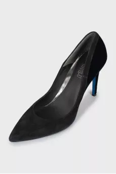 Leather shoes with velor heel