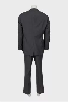 Men's wool suit with stripes and tag