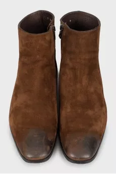 Men's brown suede boots