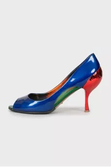 Two-tone stilettos