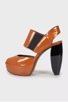Brown heeled sandals