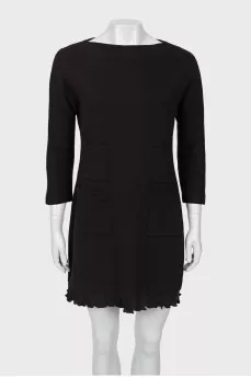 Black dress with pockets