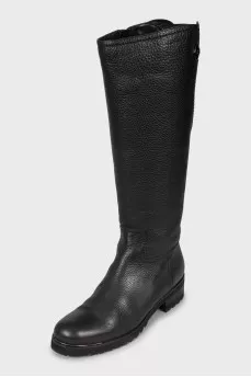 Insulated leather boots