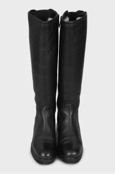 Insulated leather boots