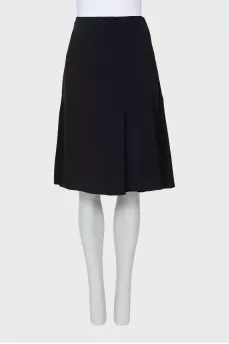 Black loose skirt