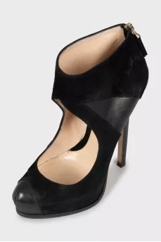 Combined black ankle boots