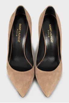 Pointed toe suede shoes