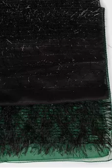 Two-tone scarf decorated with fringe
