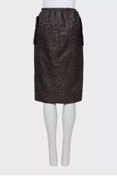 Straight-cut skirt with ribbed pattern