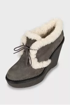 Insulated wedge ankle boots