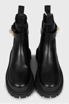 Leather boots with chunky soles