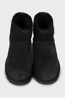 Warm black ugg boots