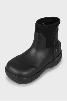 Rubber boots with tag