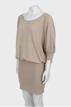 Gray mini dress with 3/4 sleeves