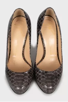 Leather high heels