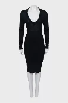 V-neck bodycon dress