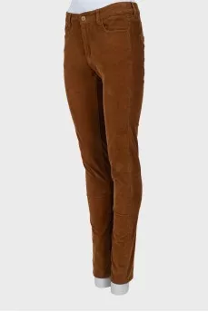 Corduroy jeans with gold hardware