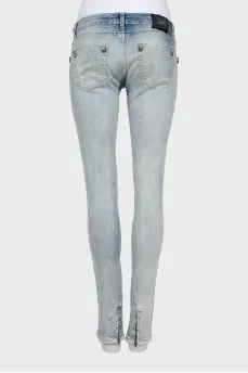 Low-rise jeans with skulls