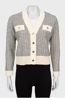 Knitted cardigan with buttons