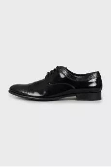 Men's black shoes with embossed leather