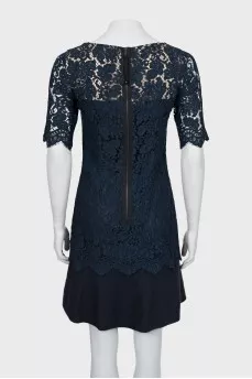 Guipure dress with short sleeves