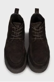 Men's brown suede boots