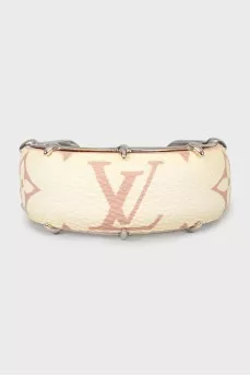 Silver bracelet with signature logo