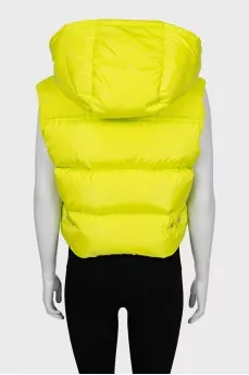 Quilted vest in bright green
