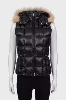 Quilted vest with hood