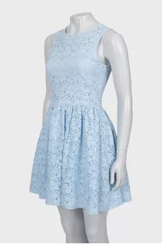 Fitted dress with sequins