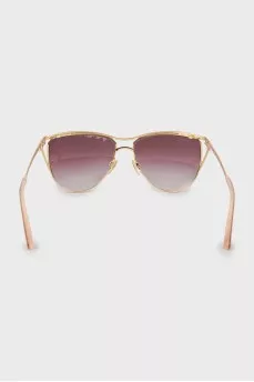 Sunglasses with pink lenses