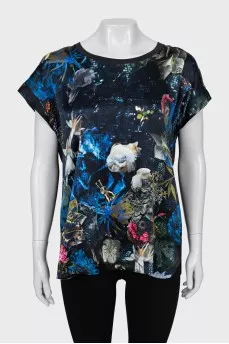 Silk T-shirt in a bright print