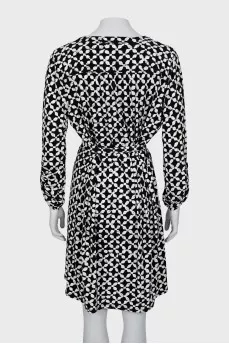 Printed dress decorated with chain