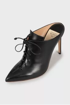 Leather lace-up shoes