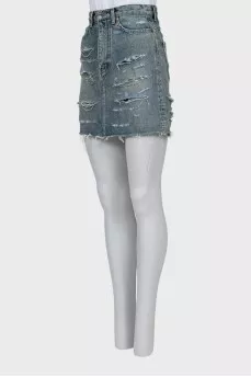 Denim skirt decorated with chains
