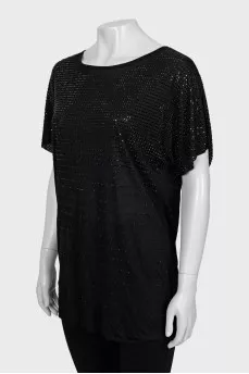 Black T-shirt decorated with rhinestones