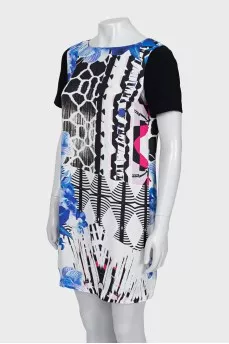 Printed dress with short sleeves
