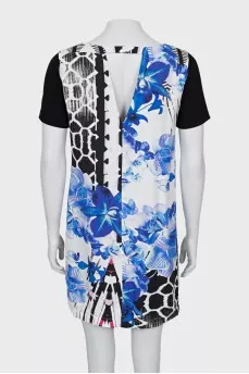 Printed dress with short sleeves