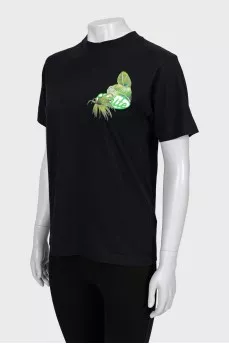 Black T-shirt with back print