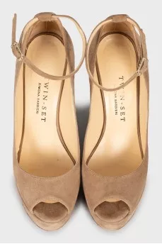 Suede high platform shoes